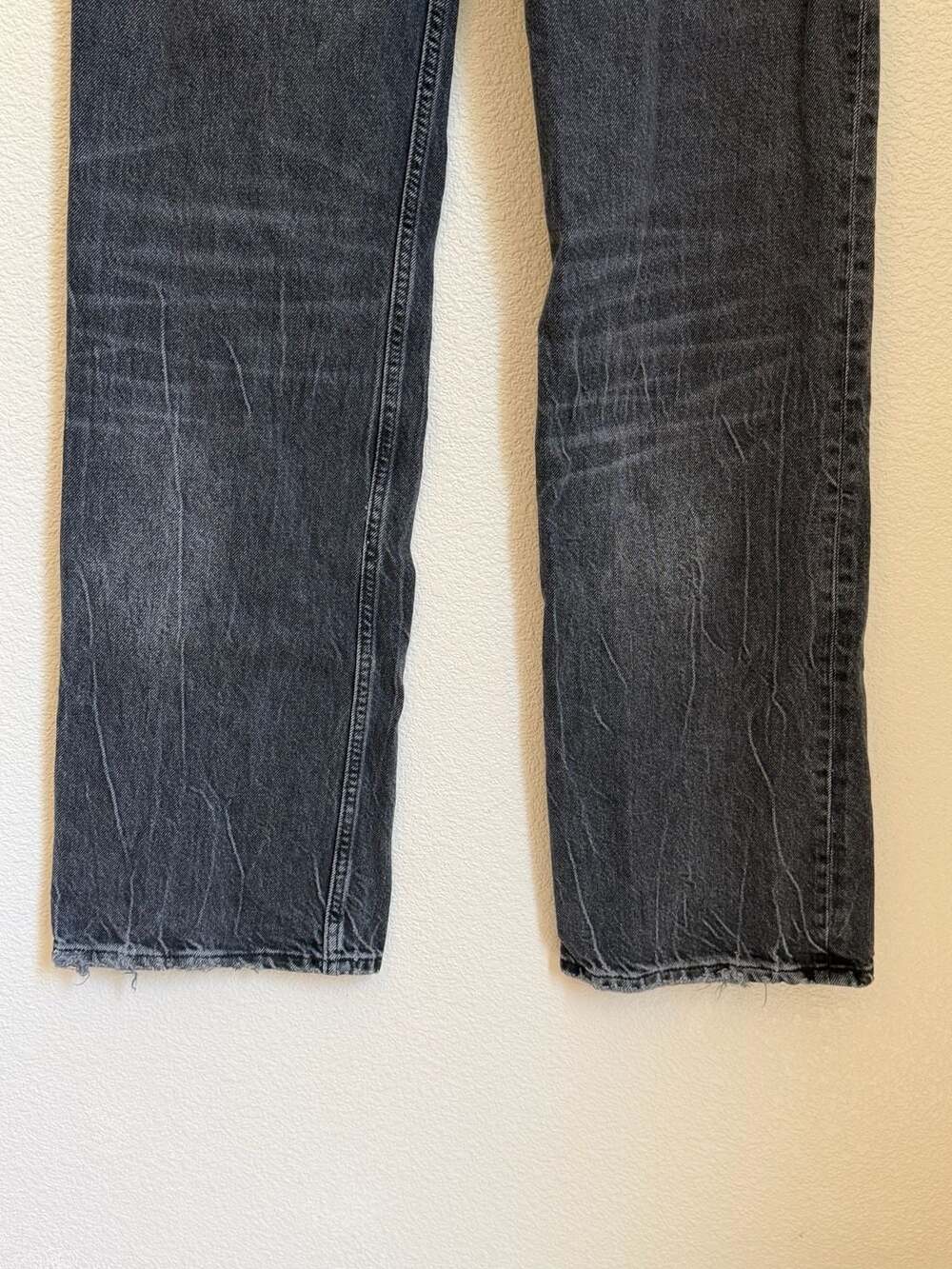 Zara High-Rise Jeans Size US 4 Black Wash Distressed - Picture 7 of 8